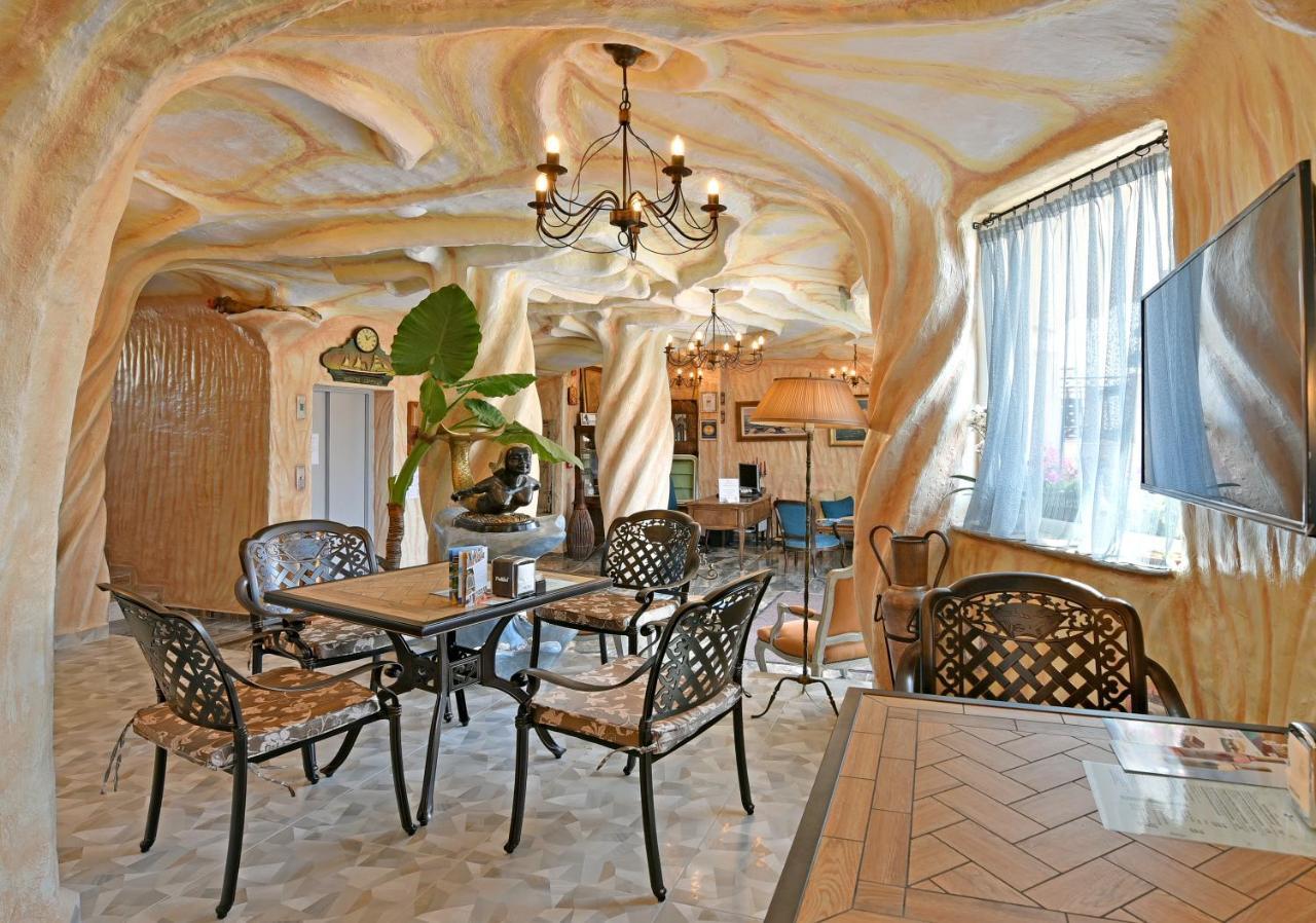 Sirena Palace Family Hotel Obsor Exterior foto