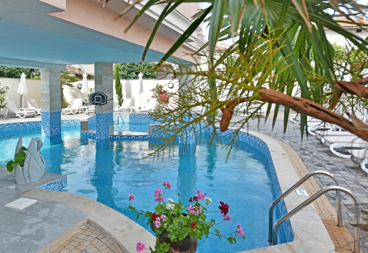Sirena Palace Family Hotel Obsor Exterior foto