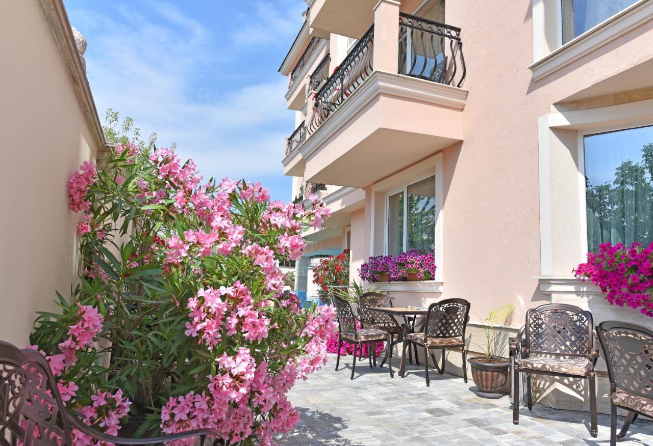 Sirena Palace Family Hotel Obsor Exterior foto