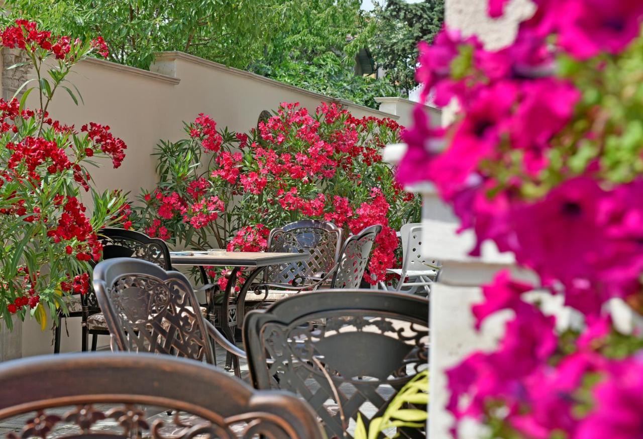 Sirena Palace Family Hotel Obsor Exterior foto