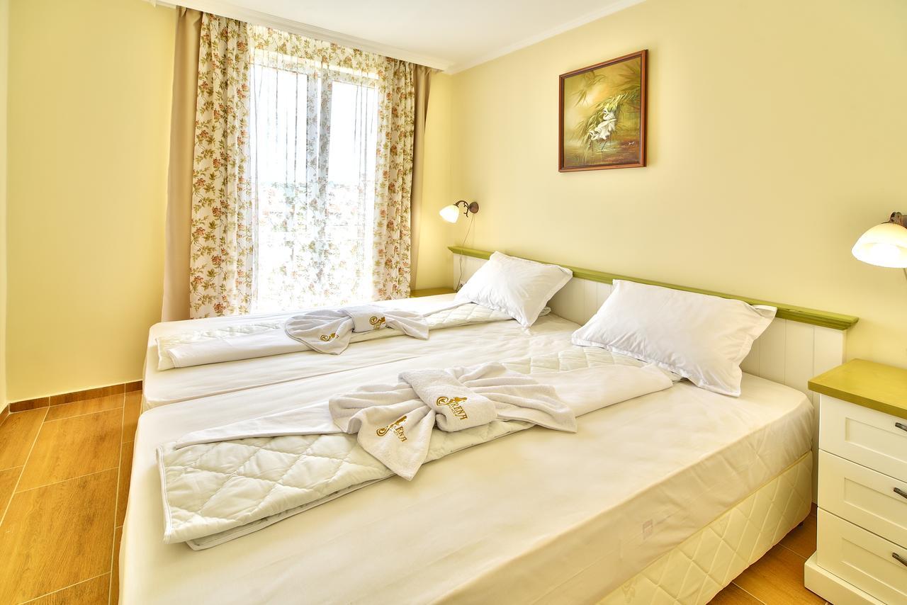 Sirena Palace Family Hotel Obsor Exterior foto