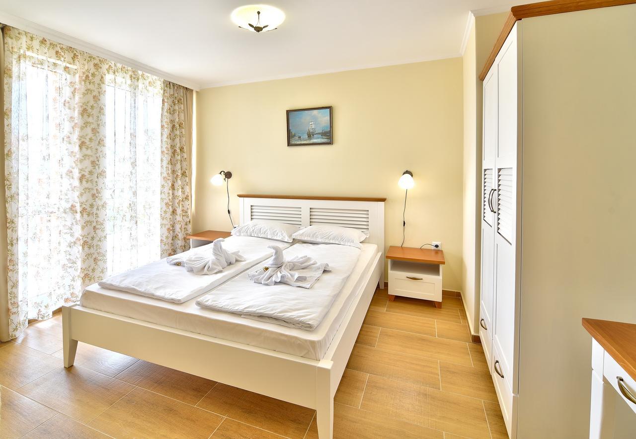 Sirena Palace Family Hotel Obsor Exterior foto