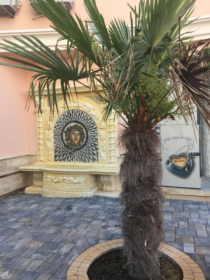 Sirena Palace Family Hotel Obsor Exterior foto